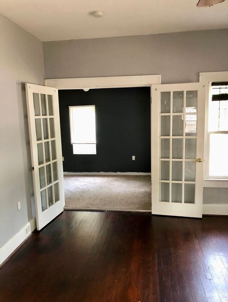 5850 Montana Ave - Photo 4 of 15
