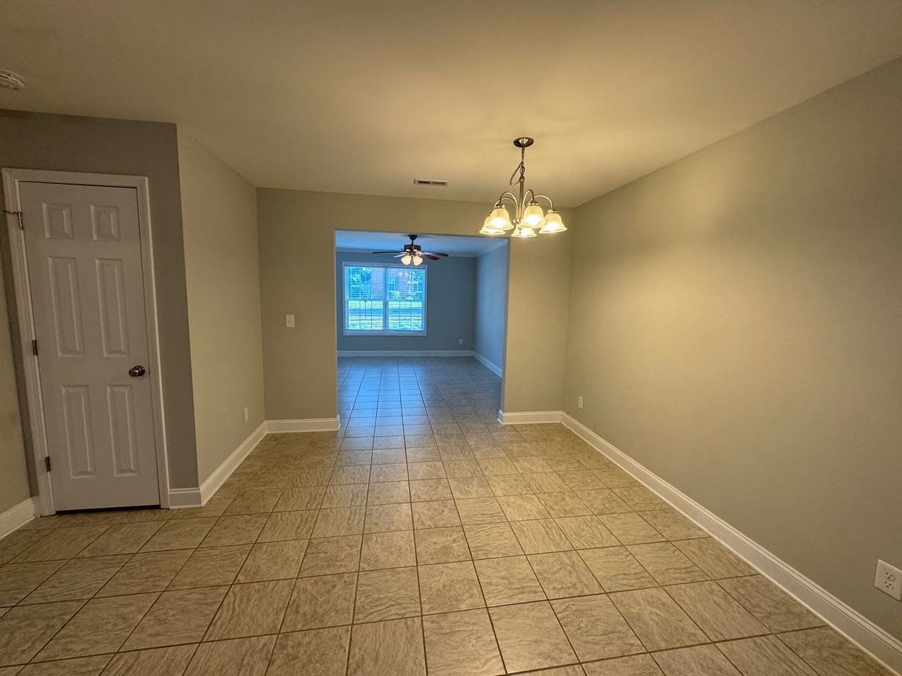 1109B Cason St - Photo 6 of 19