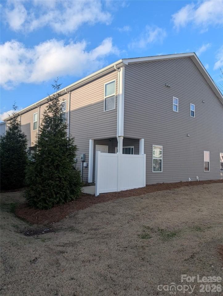 13951 Clayborn St #97 - Photo 4 of 23