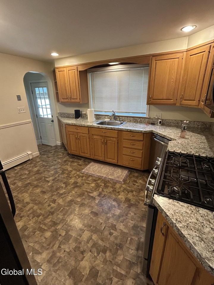 17 Pinewood Rd - Photo 2 of 15