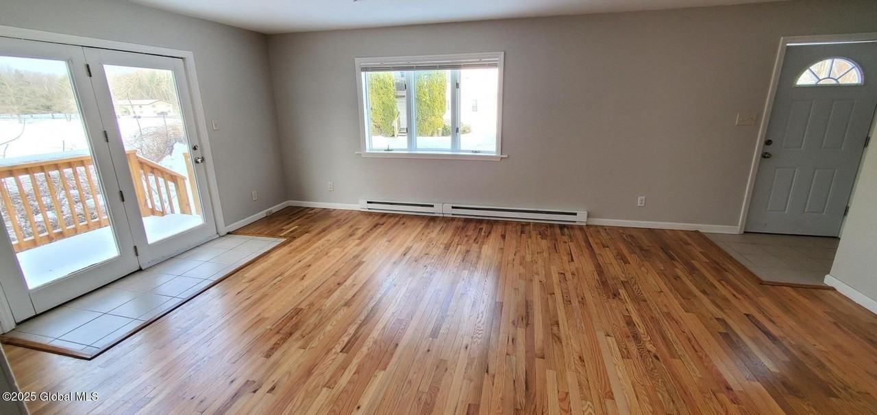 116 Clamsteam Rd #4 - Photo 3 of 14
