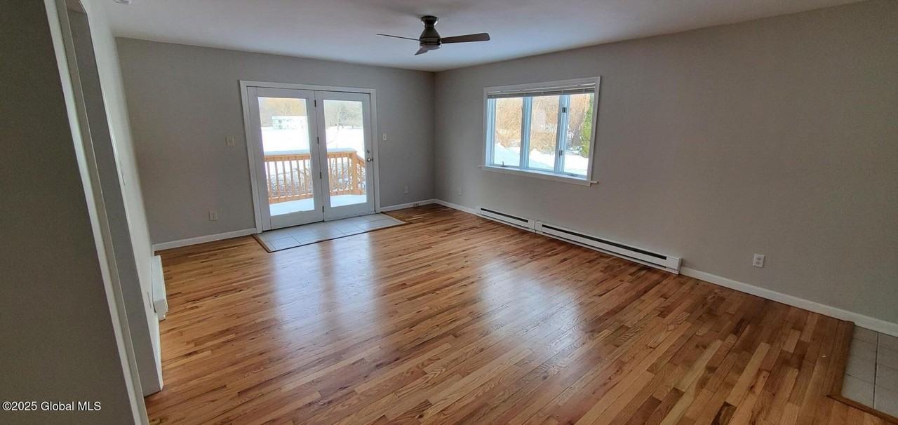 116 Clamsteam Rd #4 - Photo 4 of 14