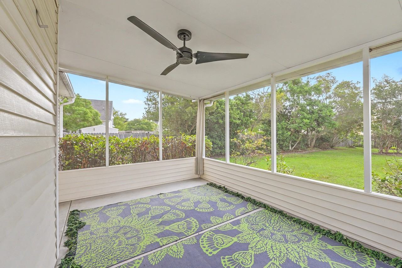 5063 Weatherstone Rd - Photo 3 of 50
