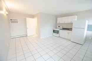 512 3rd Ave SW - Photo 1 of 1