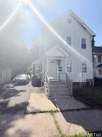featured image of 32 Alstrum St #2