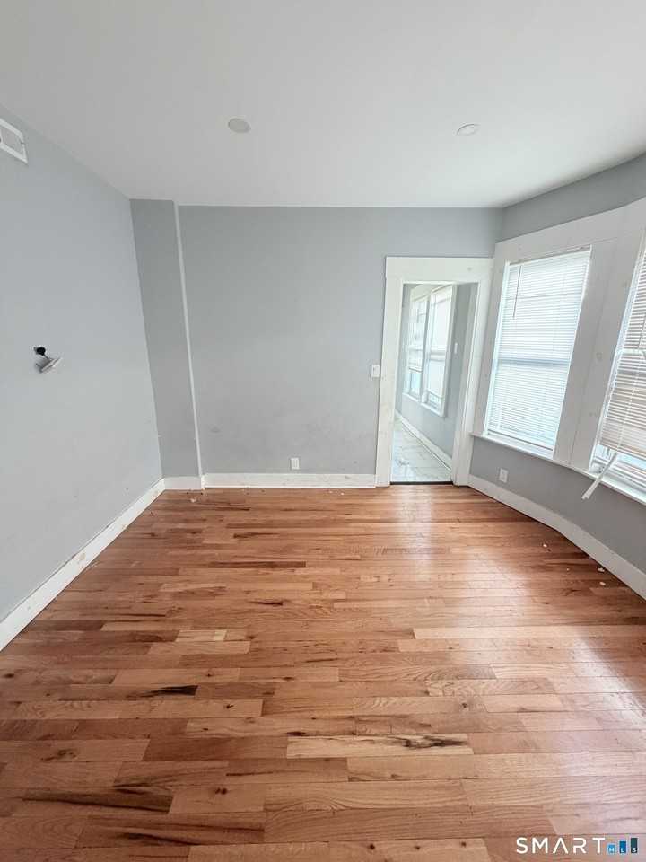 161 Lamberton St #3 - Photo 3 of 10
