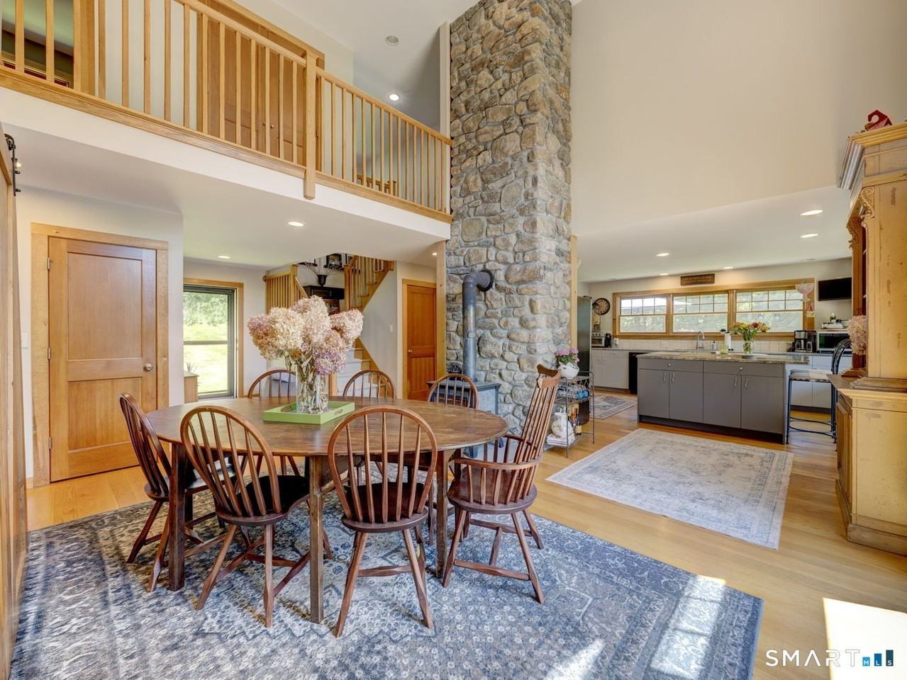 8 Deming Rd - Photo 2 of 38