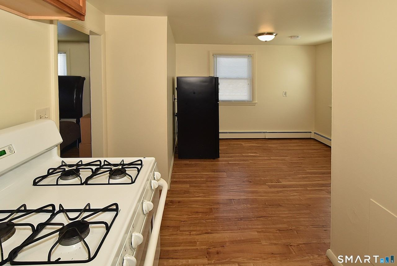 10 Grant St - Photo 5 of 20