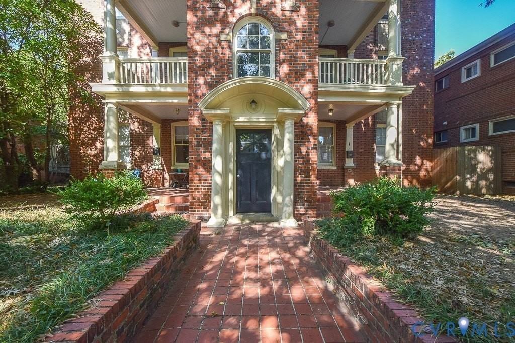 120 S Arthur Ashe Blvd #1 - Photo 4 of 14