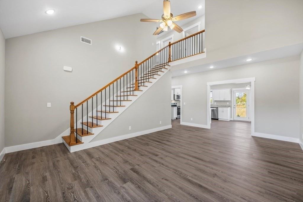 65 Maddox Ln - Photo 2 of 39