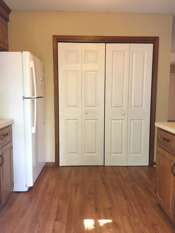 128 Wells Garden Ct - Photo 5 of 13