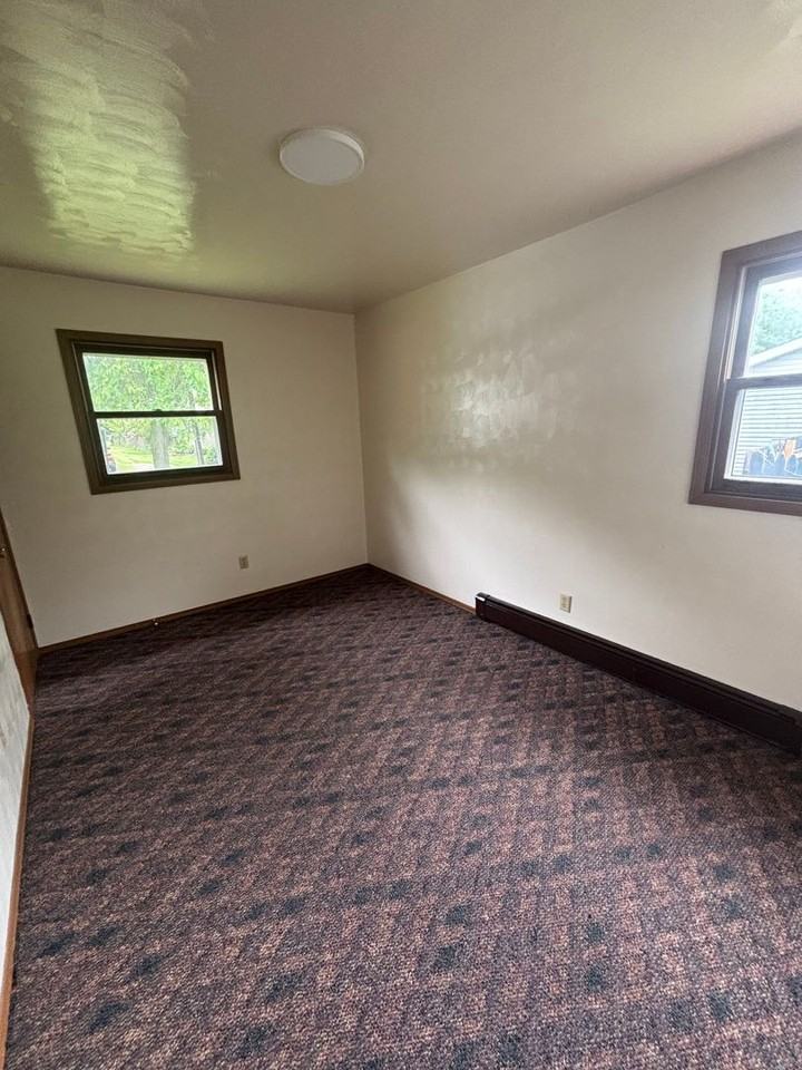 216 Woodcock Dr - Photo 6 of 12