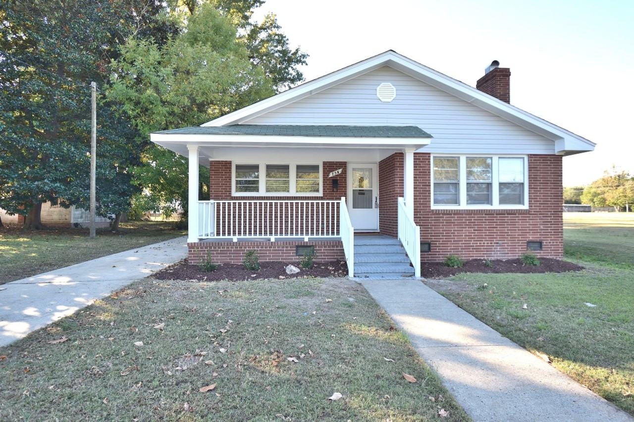 738 Atlantic Ave - Photo 2 of 21