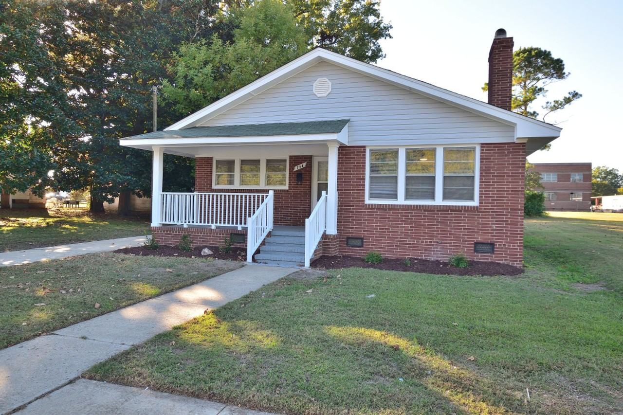738 Atlantic Ave - Photo 3 of 21