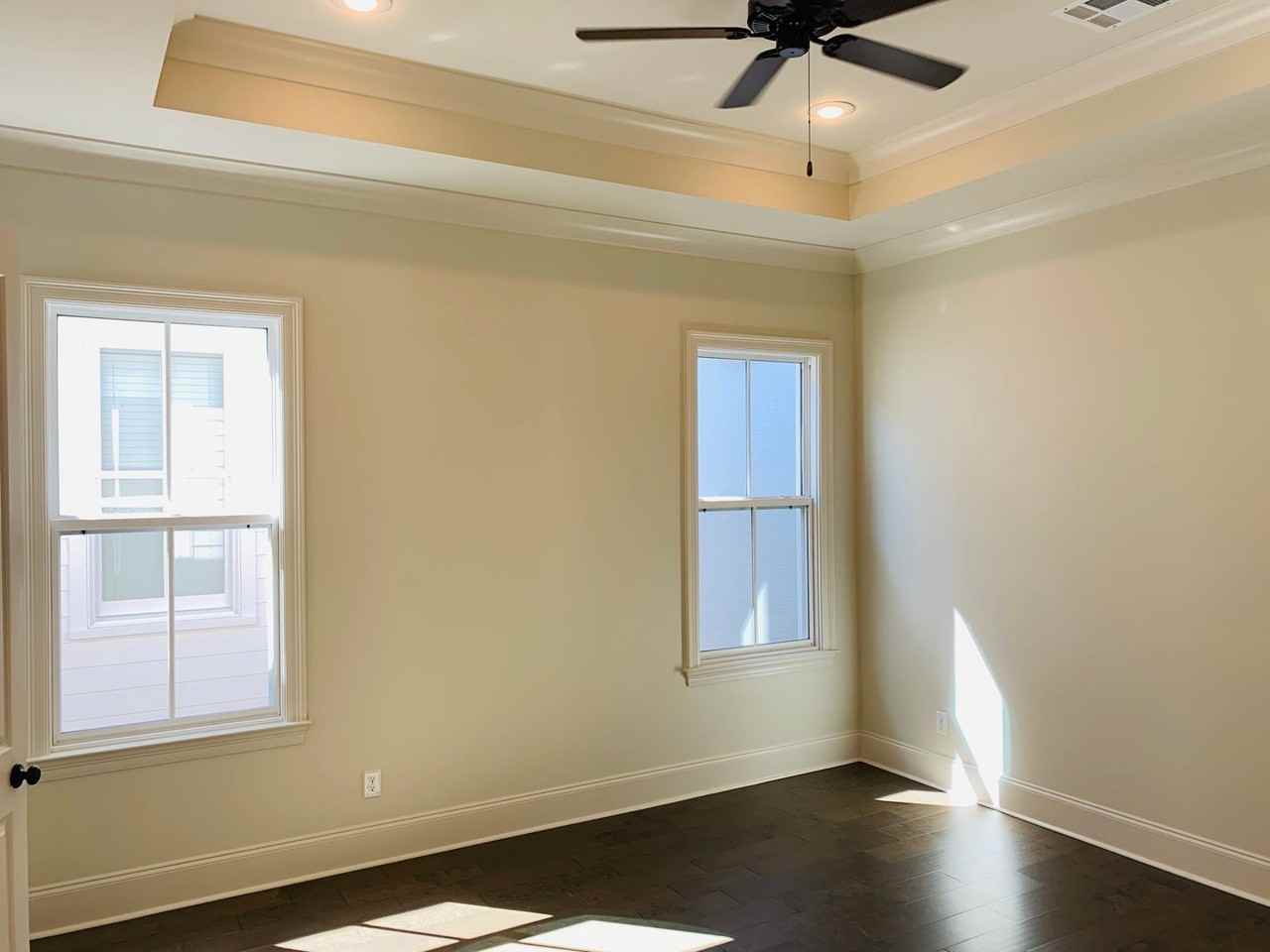 2212 Belfleur St - Photo 7 of 20