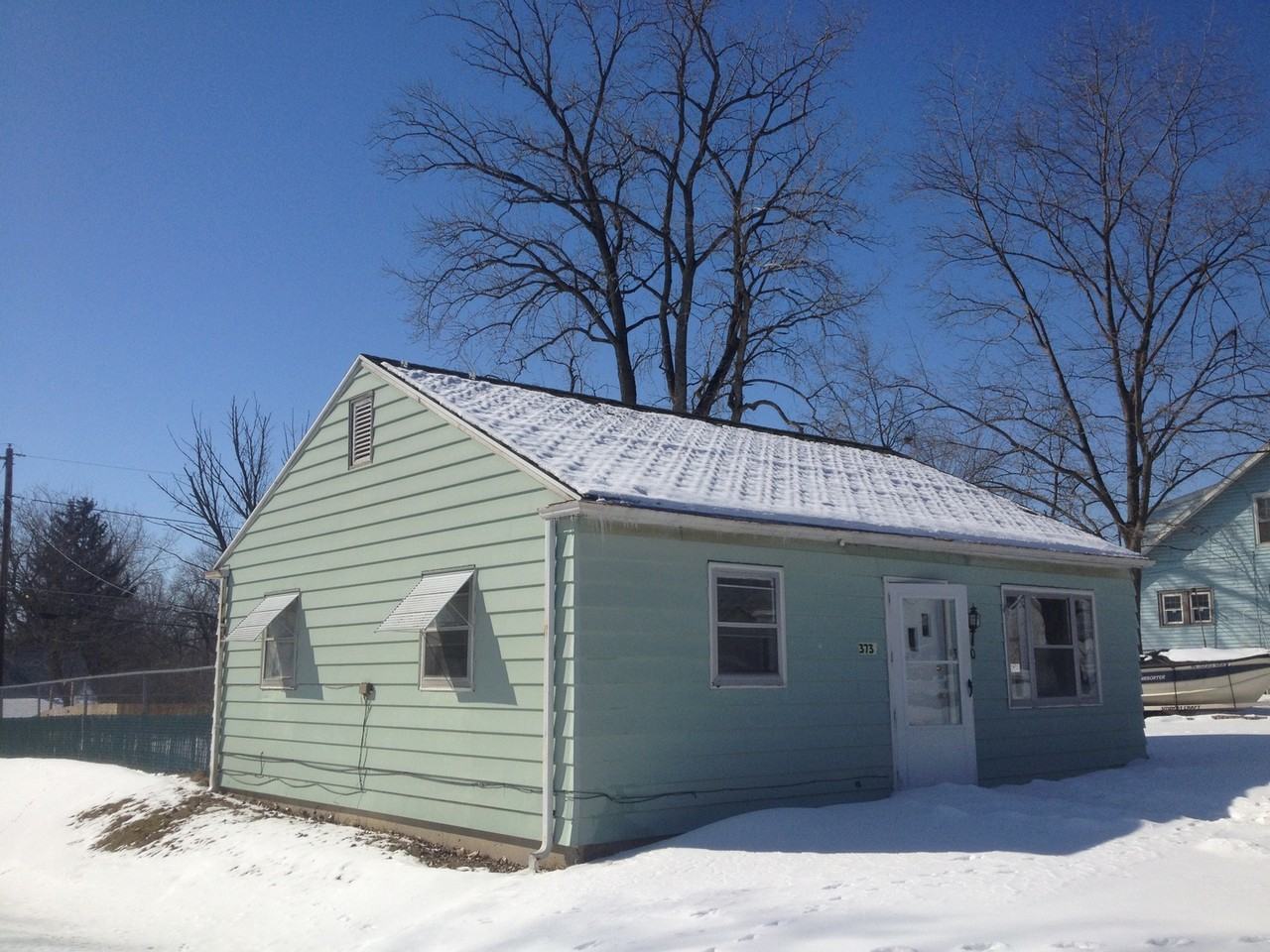 3730 Logan Ave - Photo 2 of 8