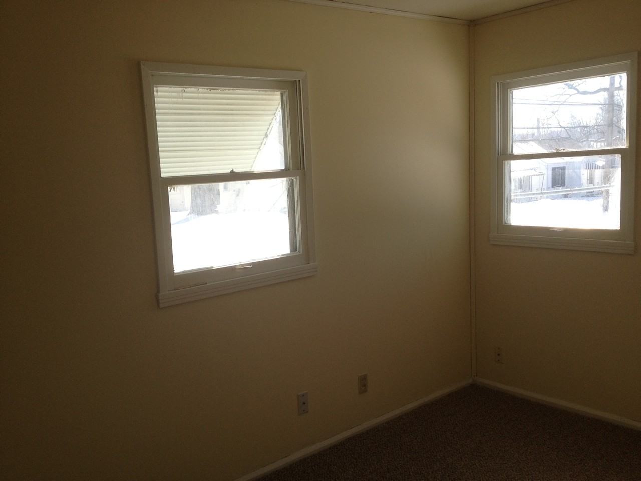 3730 Logan Ave - Photo 4 of 8