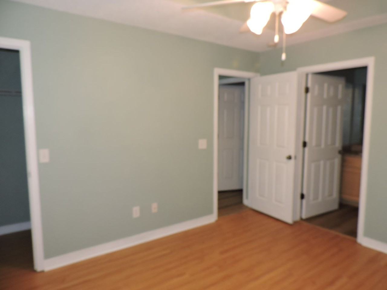 5917 Last Big Tree Ln - Photo 3 of 17