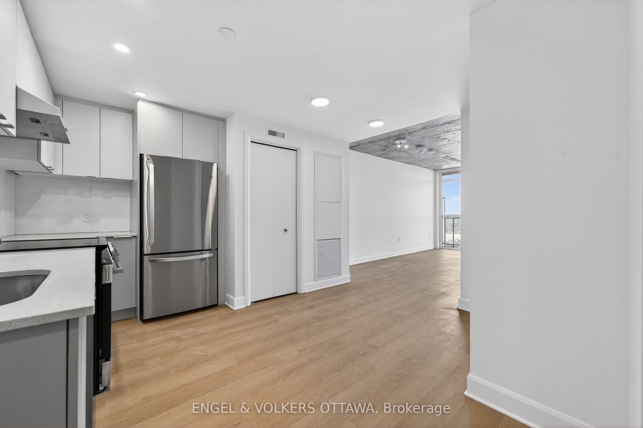 1370 Carling Avenue 1203 - Photo 2 of 19