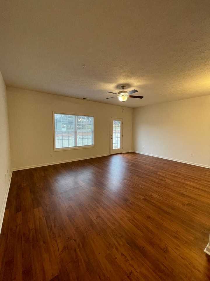 2933 Congers Creek Rd #2 - Photo 2 of 12