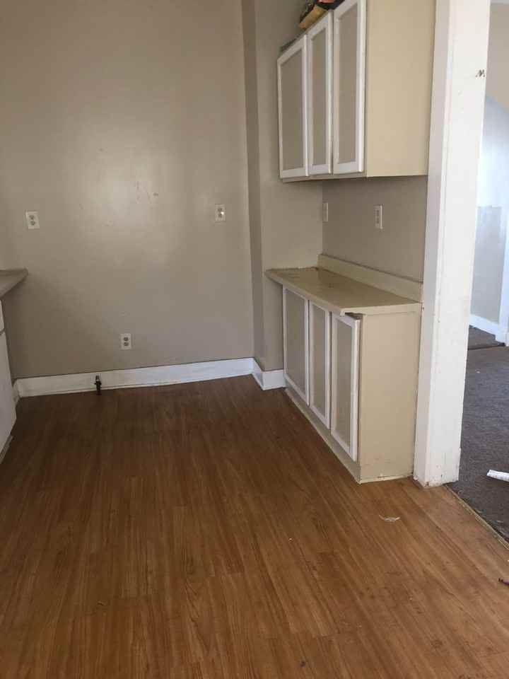 5627 Jefferson Ave - Photo 6 of 13