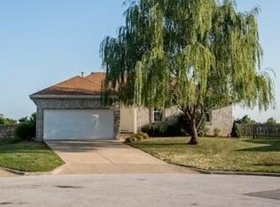 6350 W Dogwood Ct - Photo 2 of 18