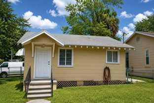 38443 6th Ave - Photo 1 of 1