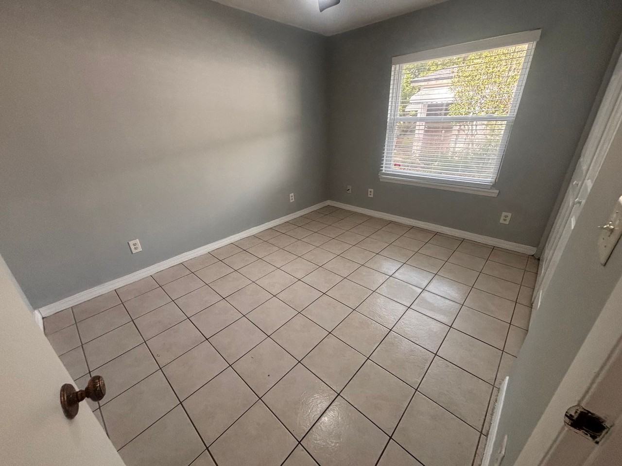 207 7th St S #1 - Photo 7 of 15