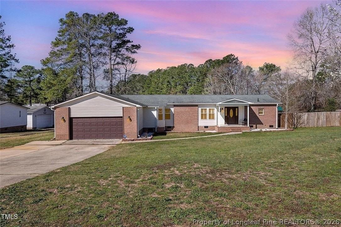 18 Five Ponds Dr