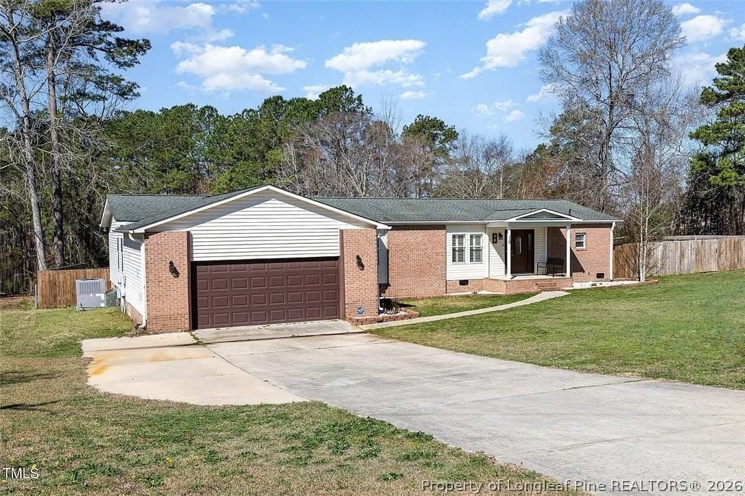 18 Five Ponds Dr - Photo 2 of 23