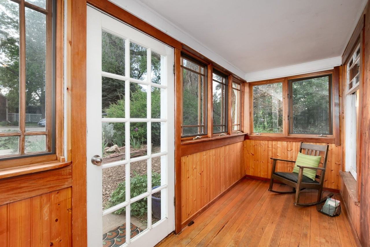 708 Grant Ave - Photo 2 of 33