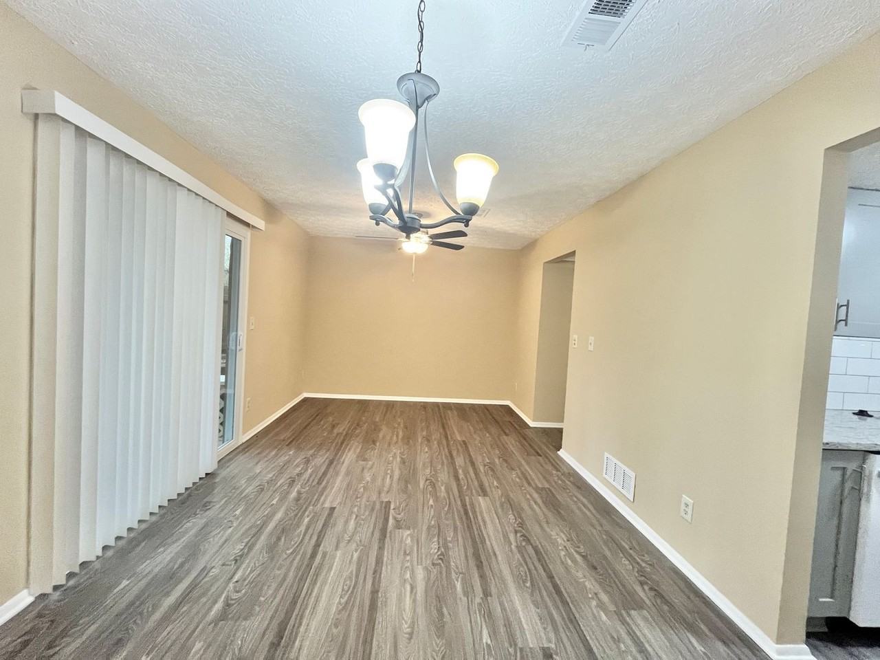 6418 Meadow Rue Dr - Photo 3 of 22