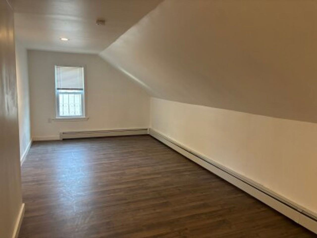 26 Armington St - Photo 6 of 11