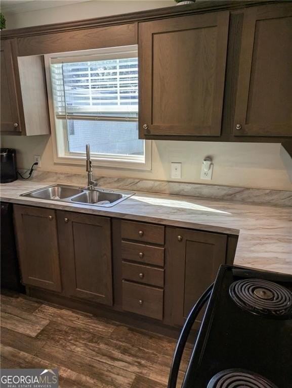 255 Greenview Cir - Photo 4 of 10