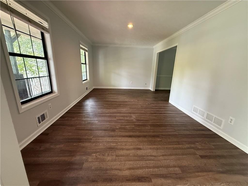 4960 Cold Springs Dr Nw - Photo 3 of 18
