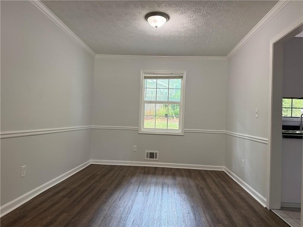 4960 Cold Springs Dr Nw - Photo 4 of 18