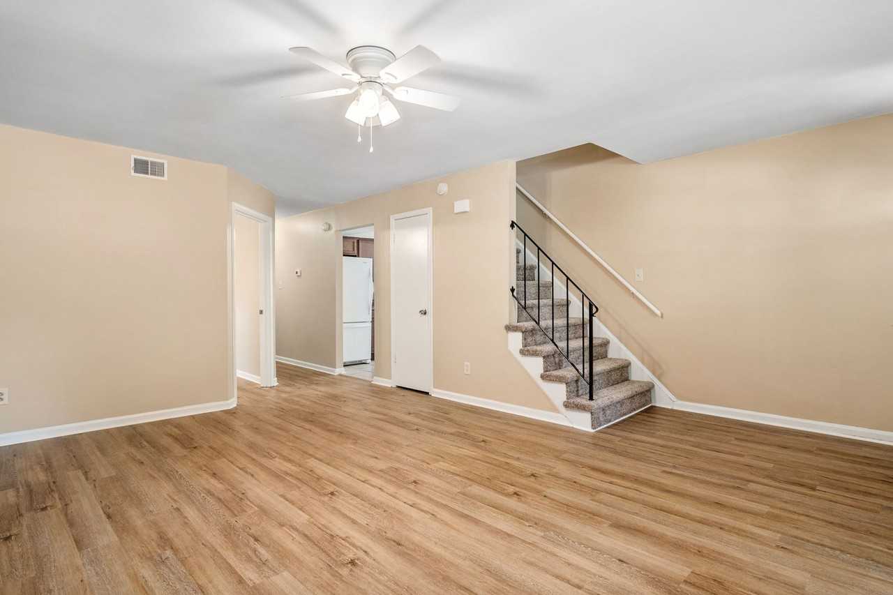 4117 Rainbow Dr - Photo 2 of 33