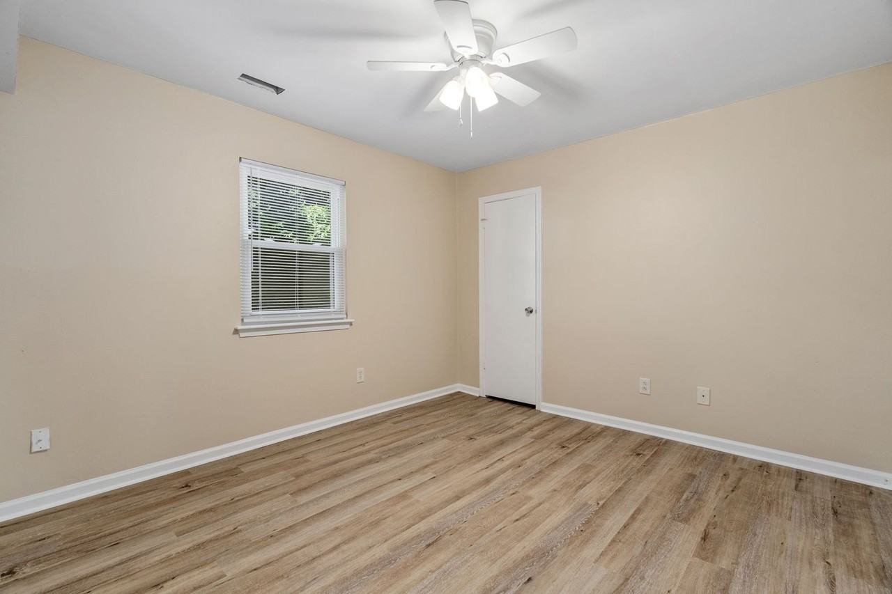 4117 Rainbow Dr - Photo 7 of 33