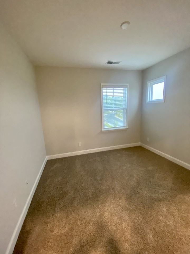 5765 Crevice Dr - Photo 3 of 29