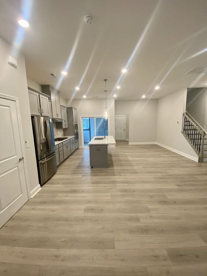 5765 Crevice Dr - Photo 5 of 29