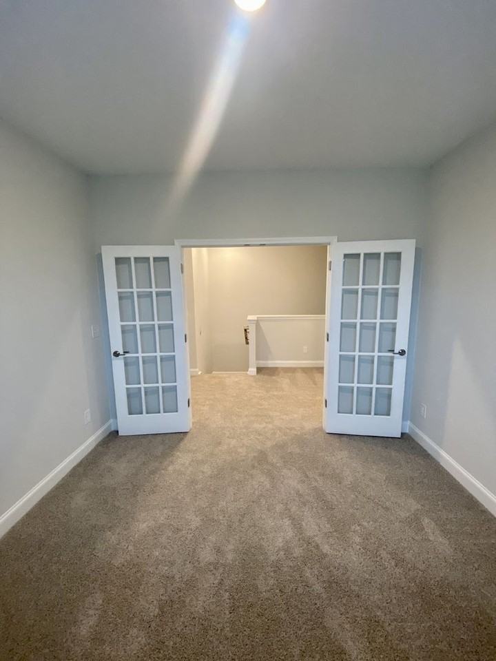 5765 Crevice Dr - Photo 7 of 29