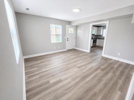 featured image of 665 W Eastland St