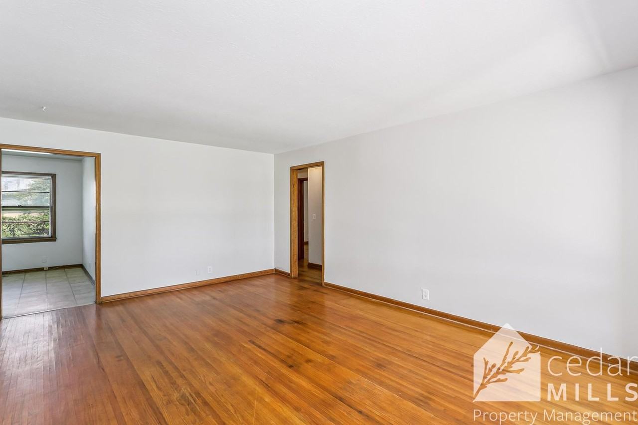 8002 E Gilbert St - Photo 4 of 14