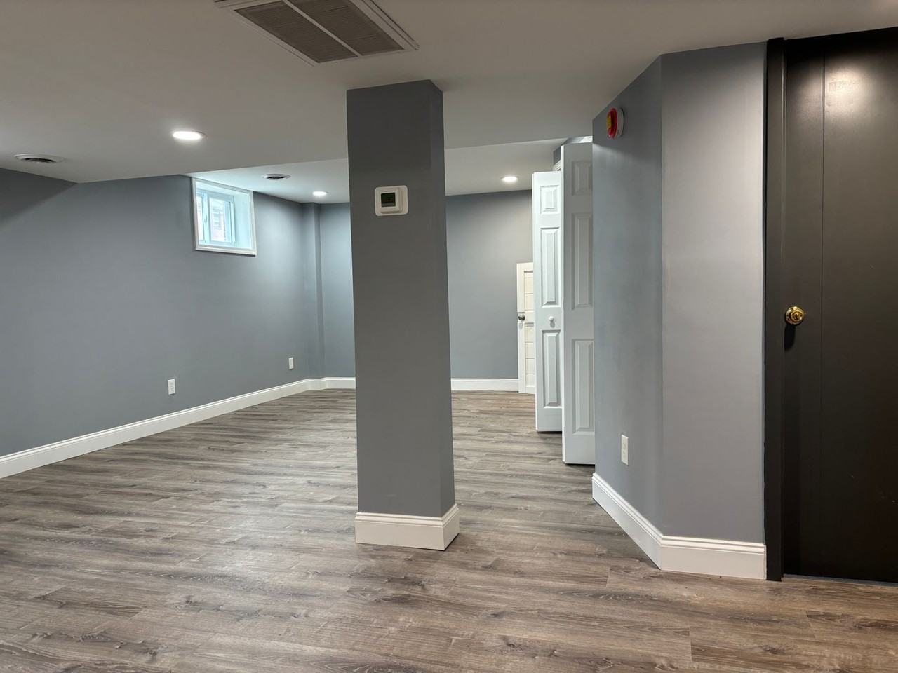 562 Kenmore Ave - Photo 6 of 14