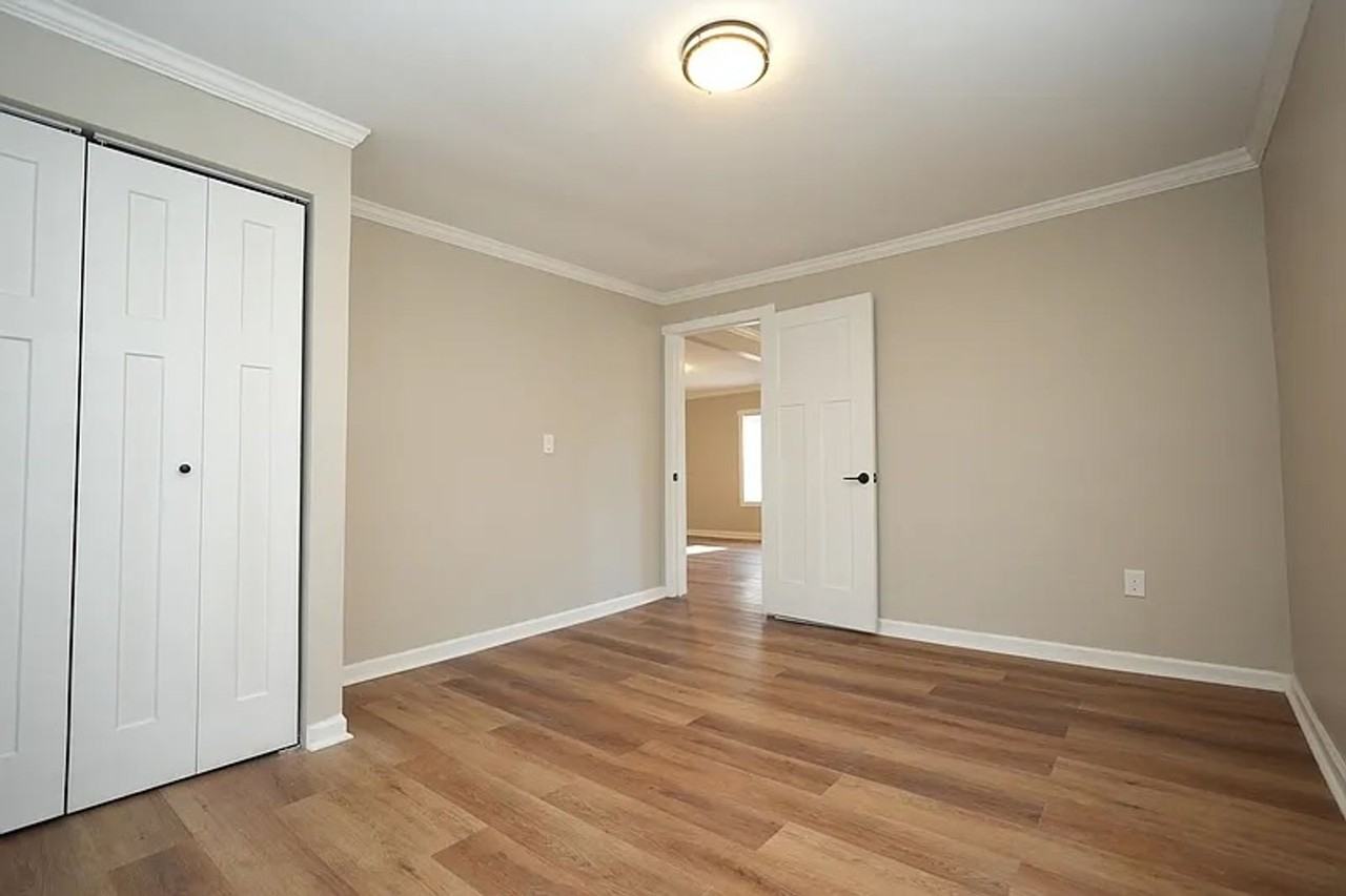 19306 S Hill St - Photo 7 of 13
