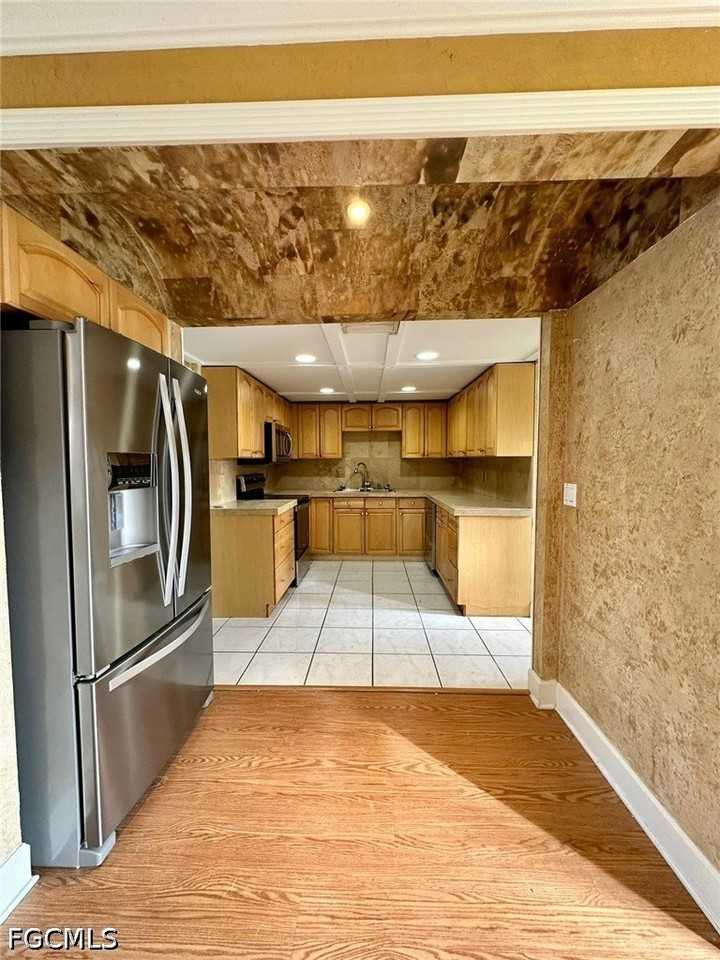 5826 Whiting Ct - Photo 7 of 28