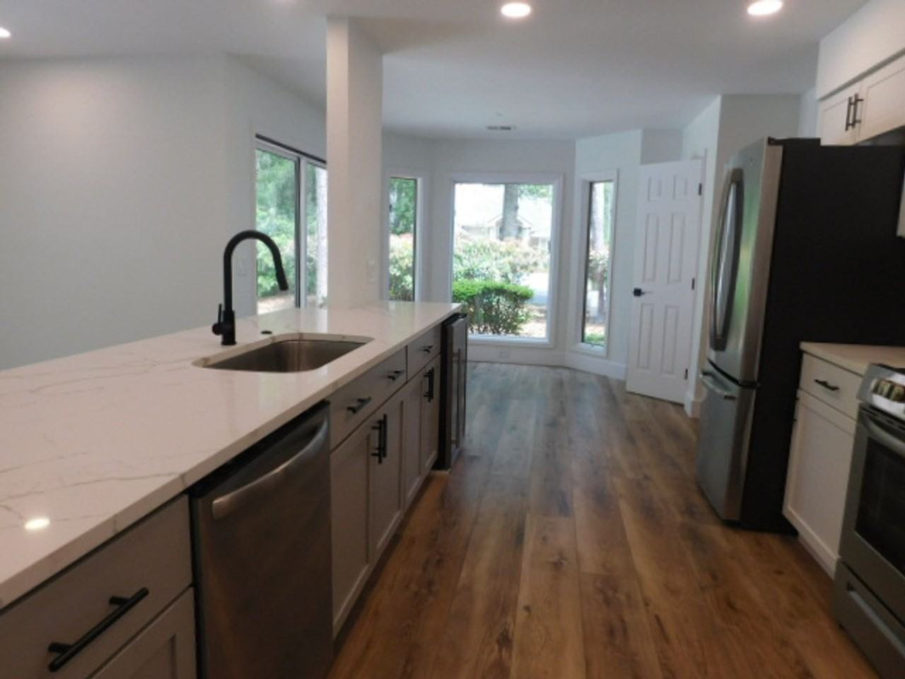 15 Adventure Galley Ln - Photo 3 of 14