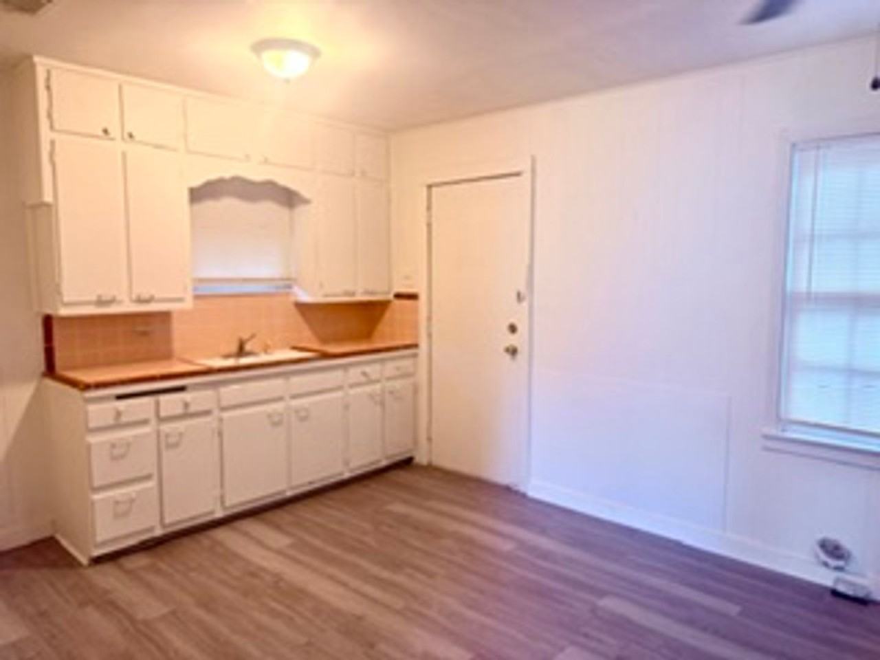 3117 N 26th St - Photo 4 of 8