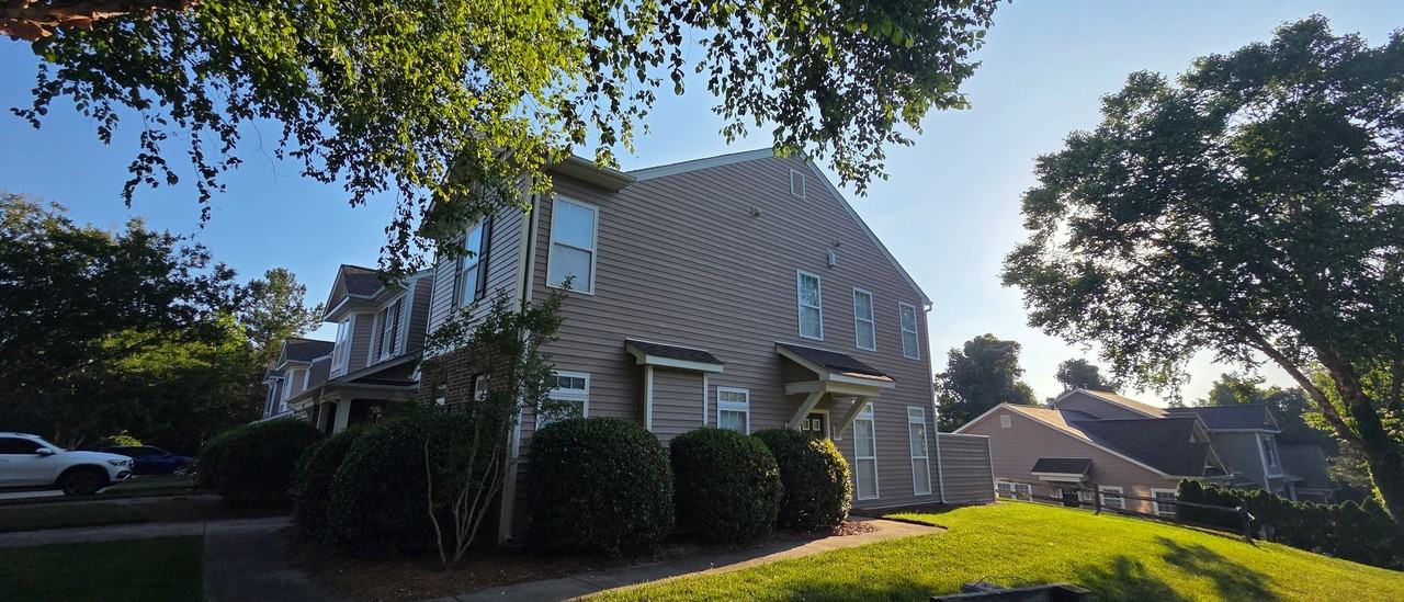 5905 Hollow Wood Ct - Photo 2 of 29