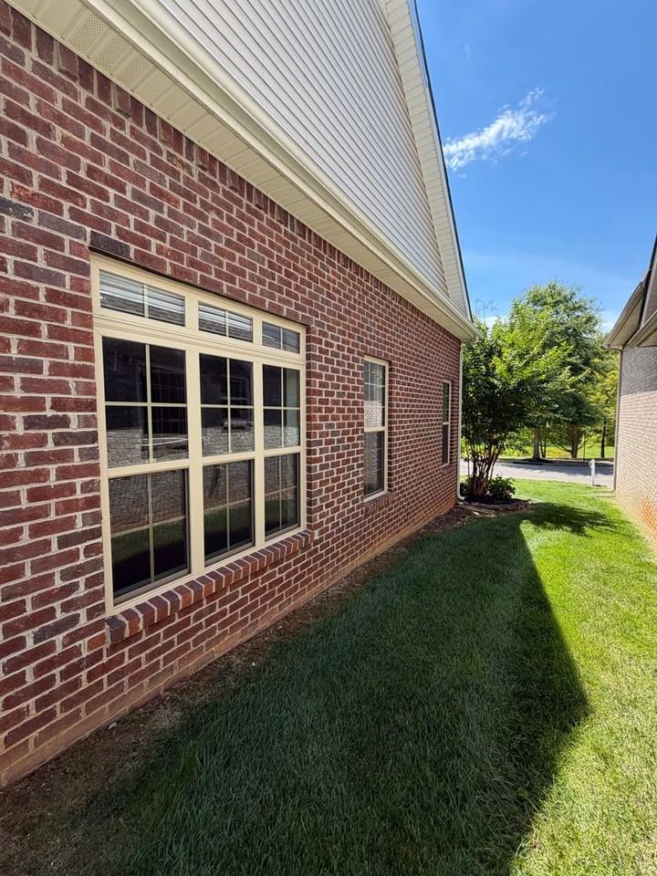 266 Turnberry Cir - Photo 4 of 30